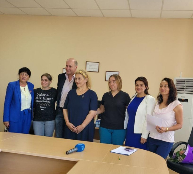 Заместник-председателят на парламента Росица Кирова връчи стипендии на студенти от Видин