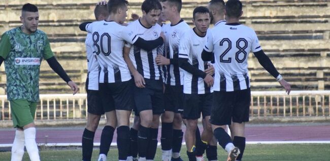 Нов треньор поема дублиращия отбор на Локомотив (Пловдив) 