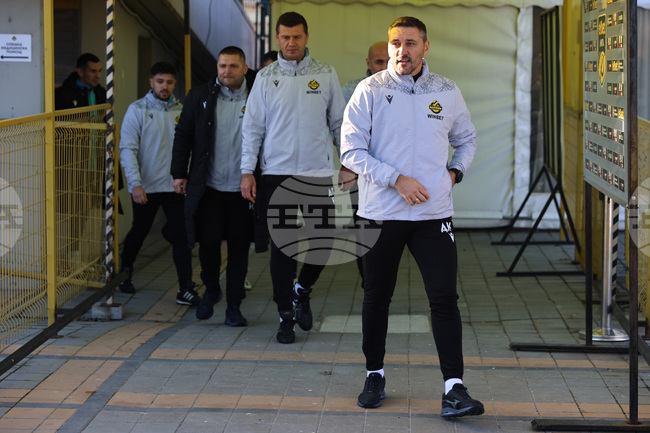 Помощник треньорът на Ботев Пловдив Рафаел Перейра: "Една победа ще обърне нещата"