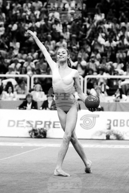 Цветомира Филипова, състезателка по художествена гимнастика и треньор