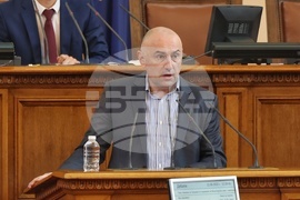 Парламент - извънредно заседание