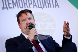 Социалните медии - публична дискусия