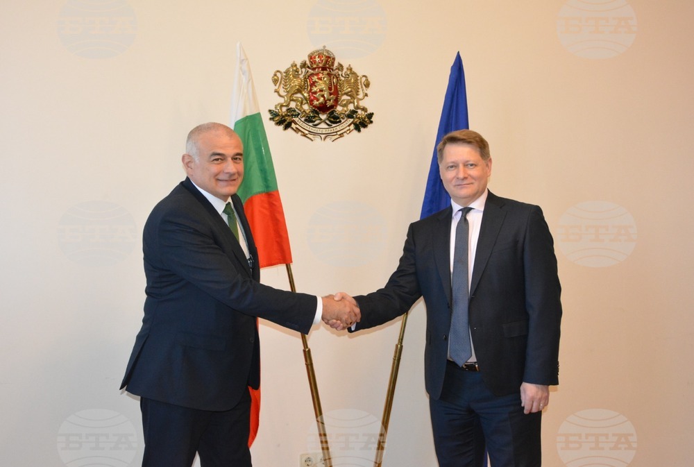 Labour Minister Gyokov Meets with European Labour Authority Director Boiangiu