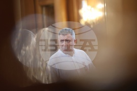 Парламент - извънредно заседание