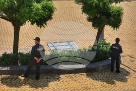 Парламент - протести - ограждения