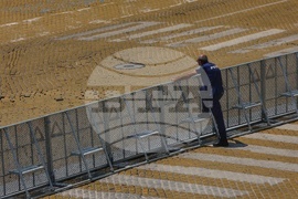 Парламент - протести - ограждения