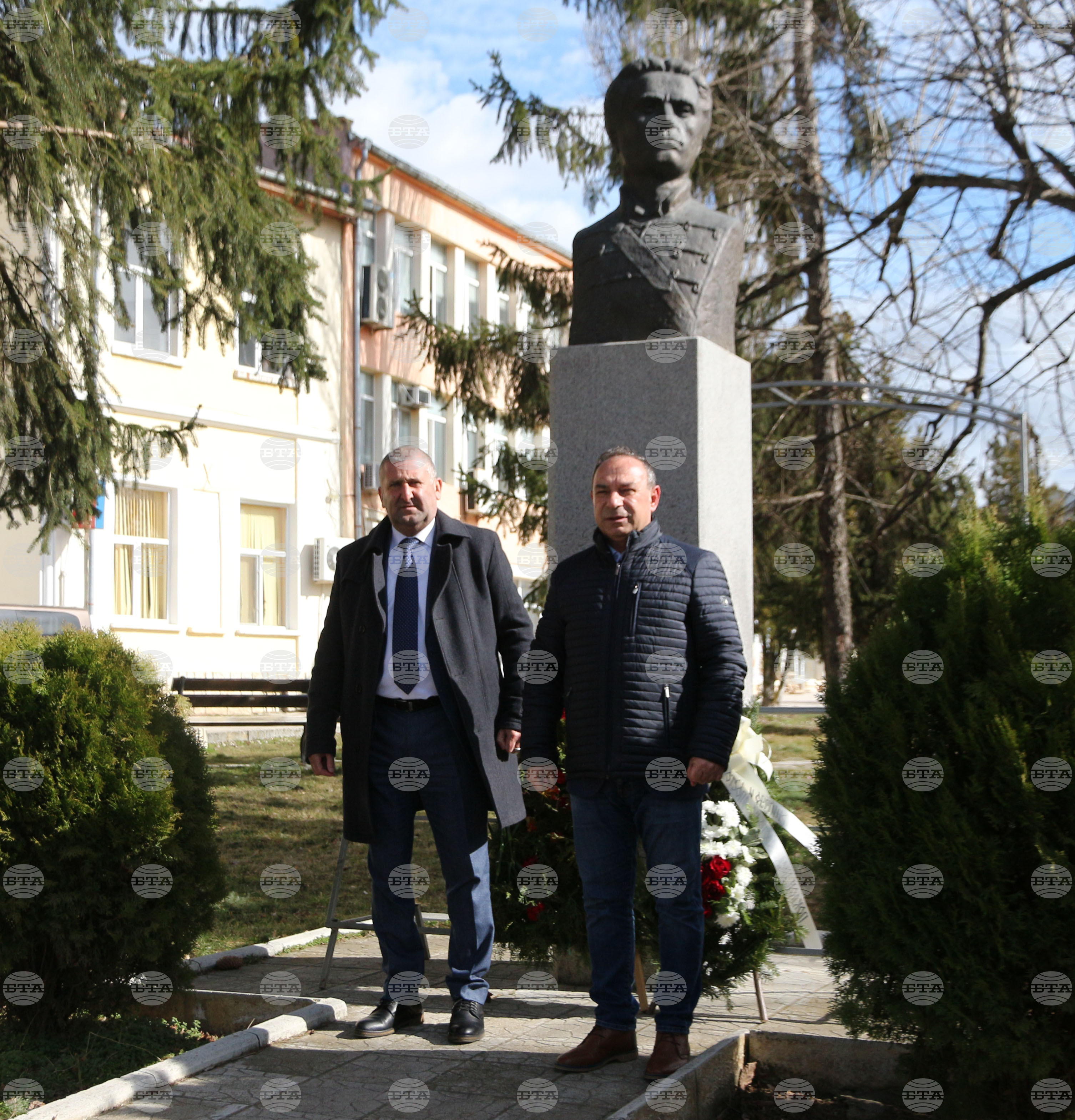 Исперих - Васил Левски - почит