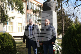 Исперих - Васил Левски - почит