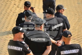 „Възраждане“ - протест - охрана