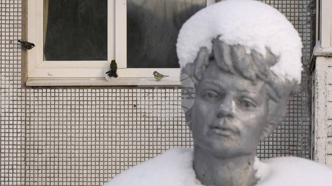 Навършва се век без Сергей Есенин - трагичният поет на Русия, който умира при странни обстоятелства