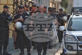 „Възраждане“ - протест - охрана