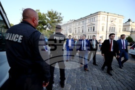 Правителство - подкрепа - демонстрация