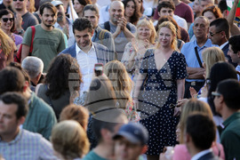 Правителство - подкрепа - демонстрация