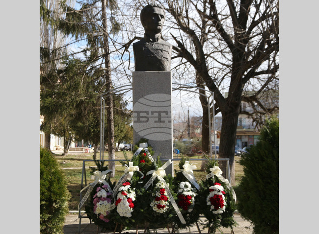 Деца и ученици от Исперих ще покажат творческите си заложби в конкурс за рецитация, посветен на Васил Левски