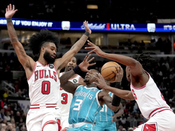 APTOPIX Hornets Bulls Basketball