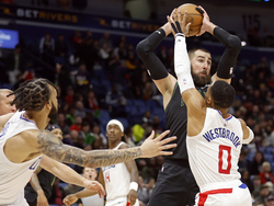 Clippers Pelicans Basketball