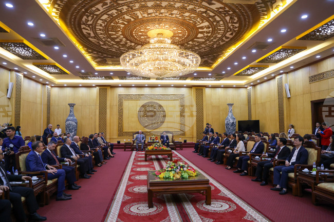 Виатнам - Росен Желязков - Доан Мин Хуан - среща