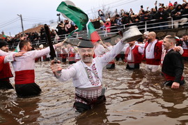 Калофер - Богоявление - мъжко хоро