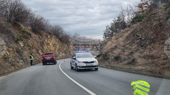 Непълнолетен загина при катастрофа край котленското село Кипилово