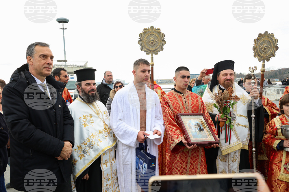 Бургас - Богоявление - спасяване на Светия кръст
