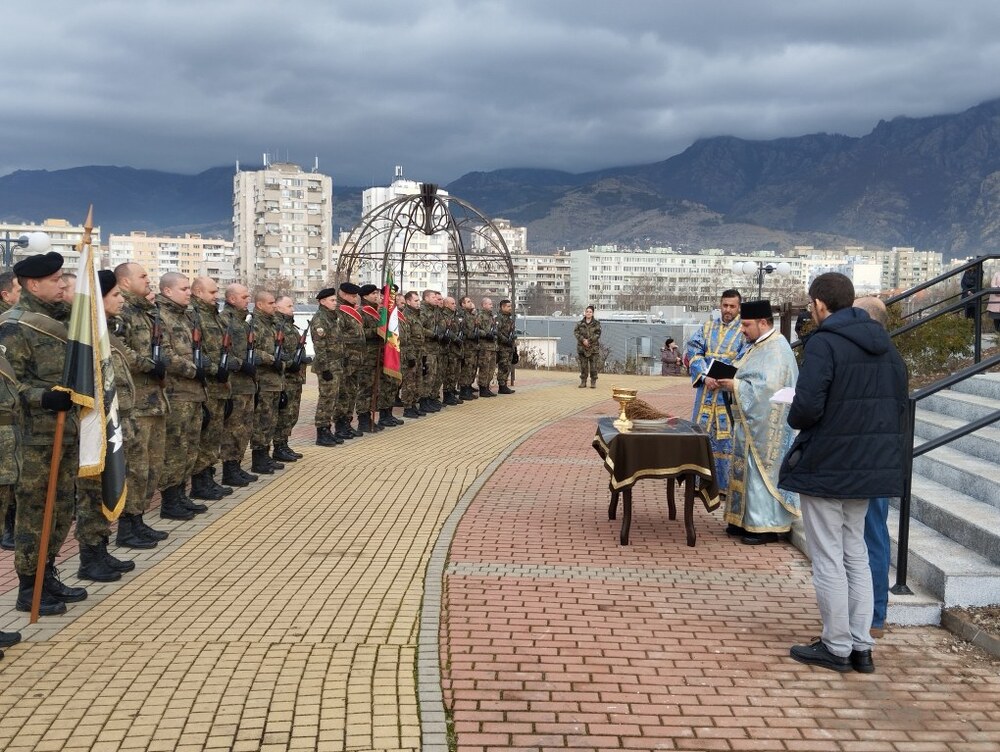 Водосвет на военни знамена ще бъде извършен на Богоявление пред храм "Света Петка" в Сливен