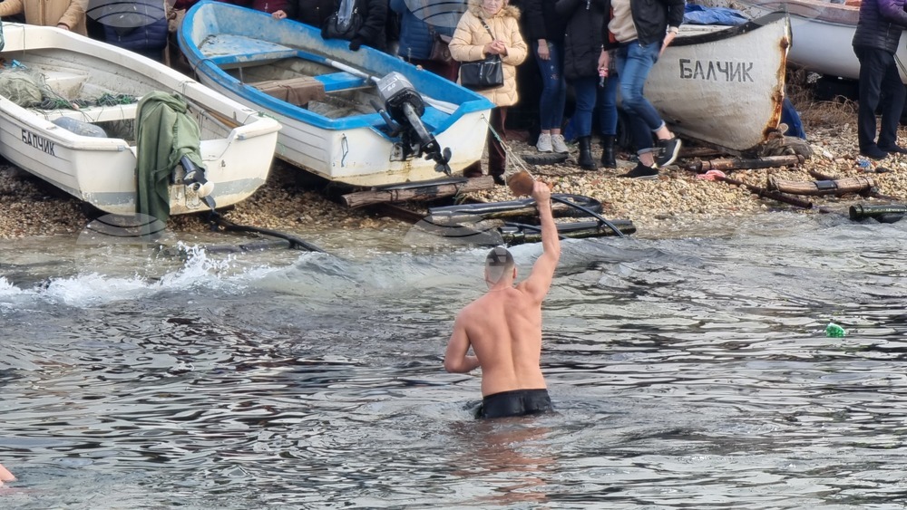 Балчик - Богоявление - спасяване на Светия кръст