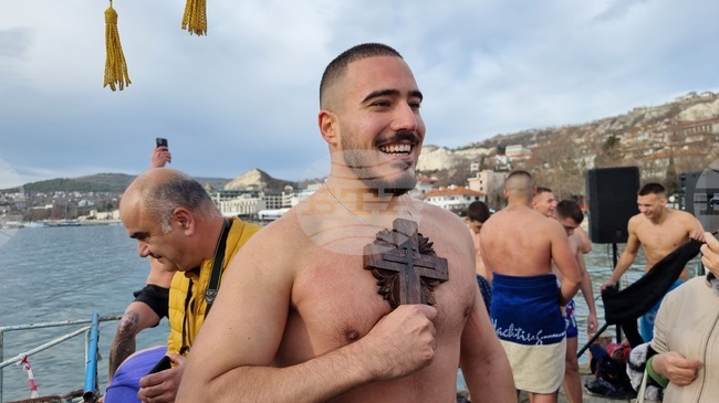 Балчик - Богоявление - спасяване на Светия кръст