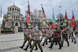Плевен - Богоявленски водосвет - бойни знамена