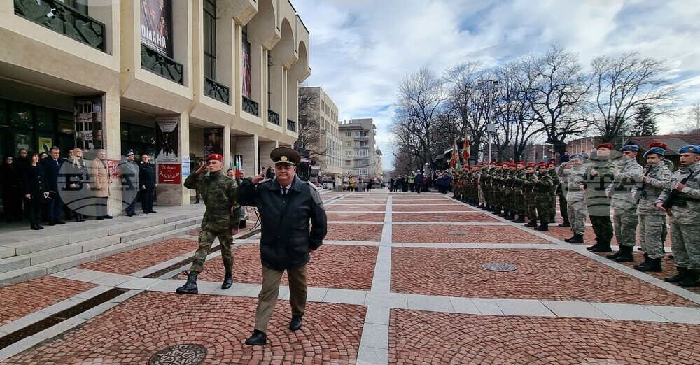 Шумен - Богоявление - български бойни знамена и знамена-светини - освещаване