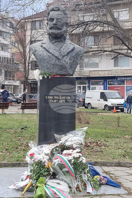 С общоградско поклонение в Плевен ще бъде отбелязан Денят на Ботев и на загиналите за свободата на България