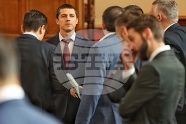 Парламент - липса на кворум