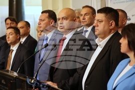 Парламент - БСП за България - брифинг