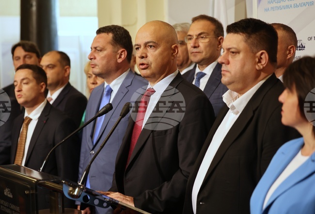 Парламент - БСП за България - брифинг