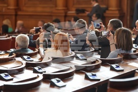 Парламент - липса на кворум