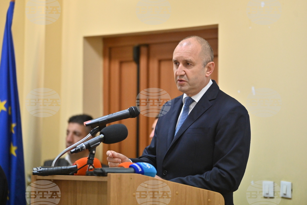 Пловдив - Румен Радев  - конференция „Език свещен“