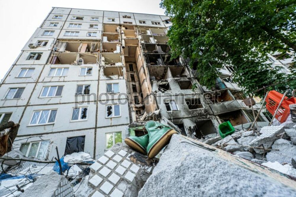 За нови убити и ранени при руски обстрели в Харков съобщиха местните украински власти