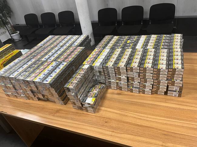42 000 къса контрабандни цигари задържаха митническите служители на МП Капитан Андреево 