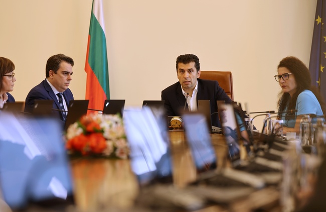 Правителството прие Национална програма за безопасност и здраве при работа за периода 2022-2024 г.