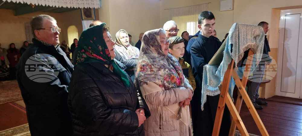 Живеещите в силистренското село Татарица етнически руснаци посрещнаха Рождество Христово
