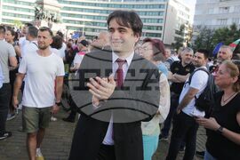 Правителство - подкрепа - демонстрация