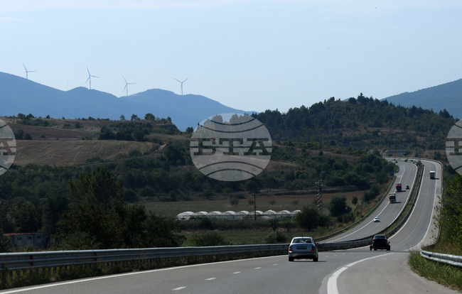 Заради геодезически измервания в стария тунел „Железница" движението в посока Кулата ще бъде ограничено