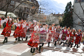 Благоевград - Кукерски игри в Пиринско - фестивал