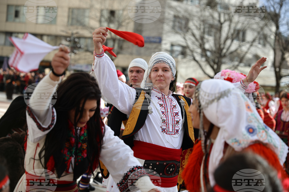 Благоевград - Кукерски игри в Пиринско - фестивал