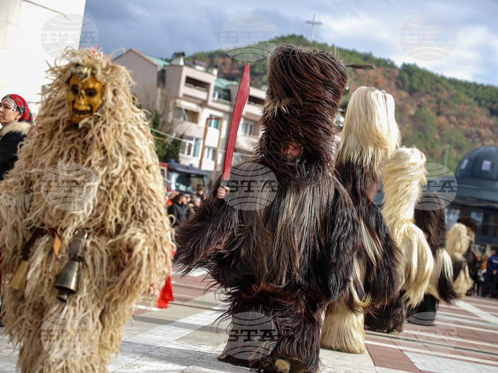Благоевград - Кукерски игри в Пиринско - фестивал