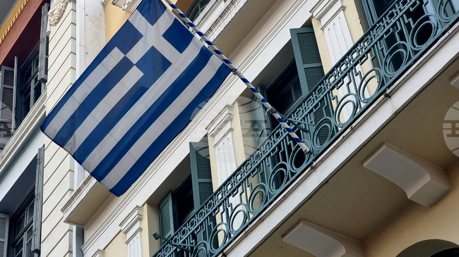 Гърция мести посолството си от Техеран в Баку