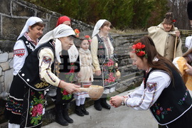 Село Караисен - обичаят Иванови влачуги