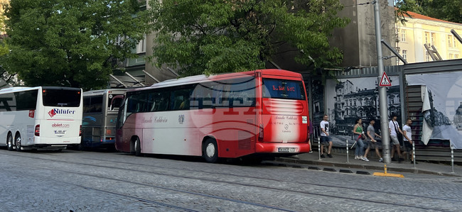 Протестиращи - автобуси