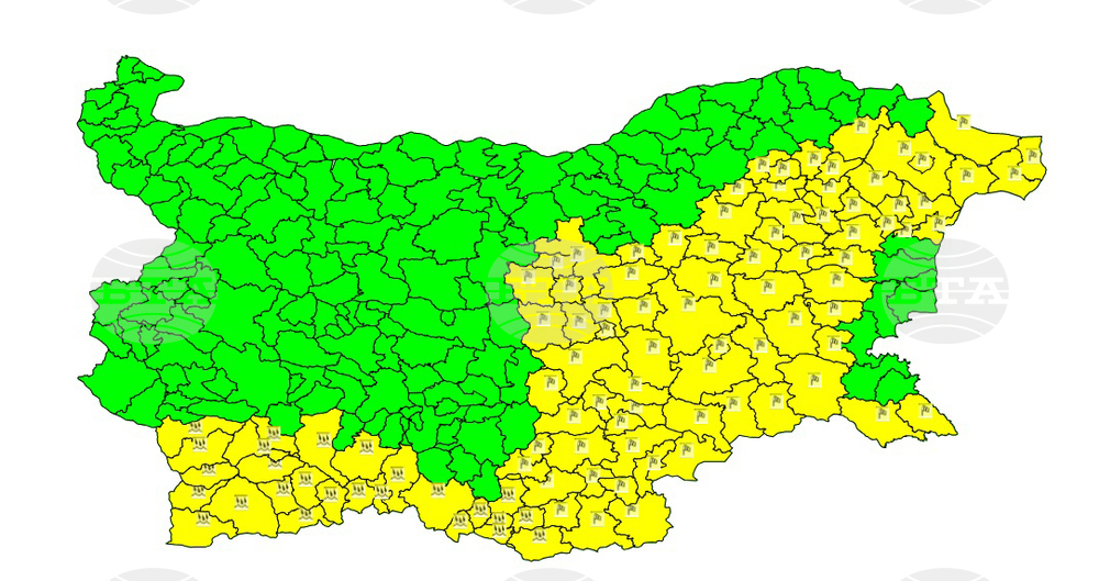 Yellow Alert for Strong Wind in 16 Regions on Sunday
