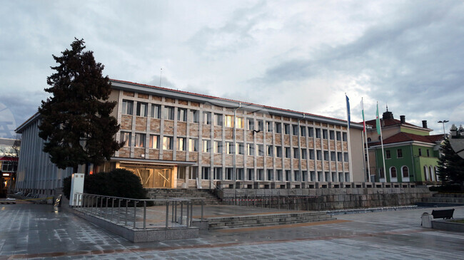 Общинският съвет в Панагюрище се събира извънредно, ще разглежда информация за нерегламентирано депониране на отпадъци