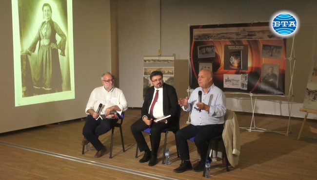 Георги Генчев представи книгата си „Фотографите и градът. От тогава до днес“ в БТА